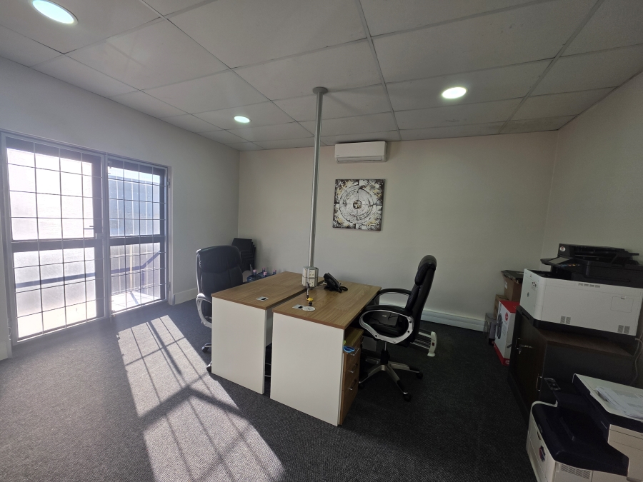 Commercial Property for Sale in Nahoon Eastern Cape